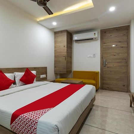 Capital O 47403 Hotel Manjeet Bhopal Luaran gambar