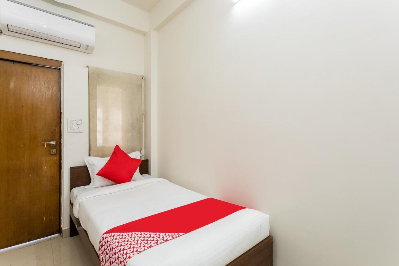 Capital O 47403 Hotel Manjeet Bhopal Luaran gambar