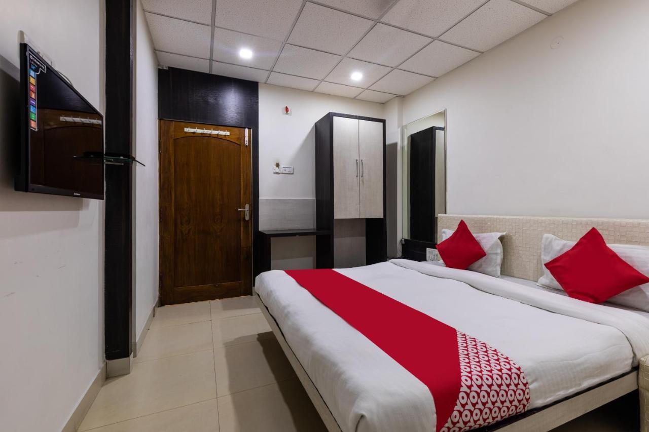 Capital O 47403 Hotel Manjeet Bhopal Luaran gambar