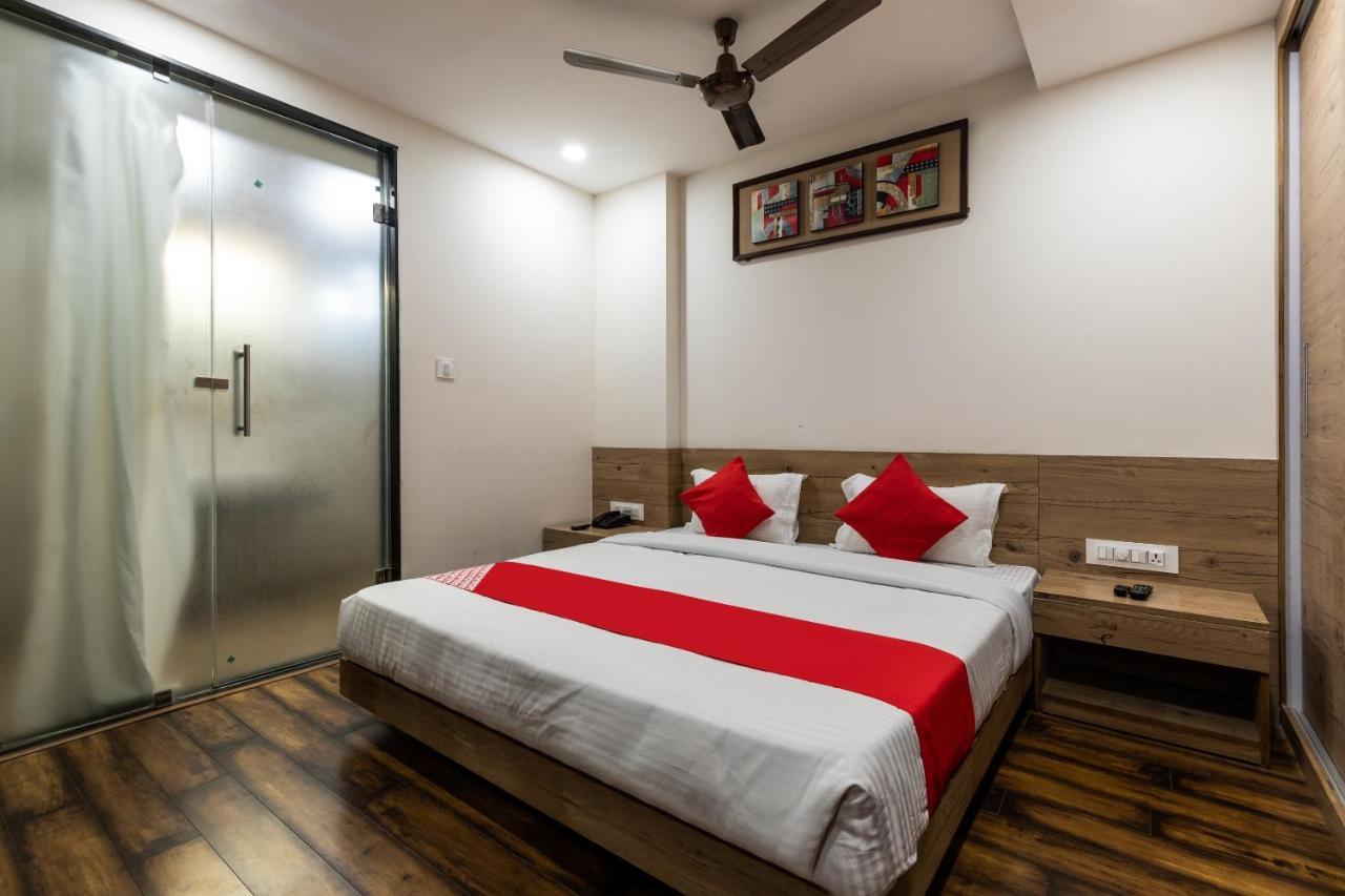 Capital O 47403 Hotel Manjeet Bhopal Luaran gambar